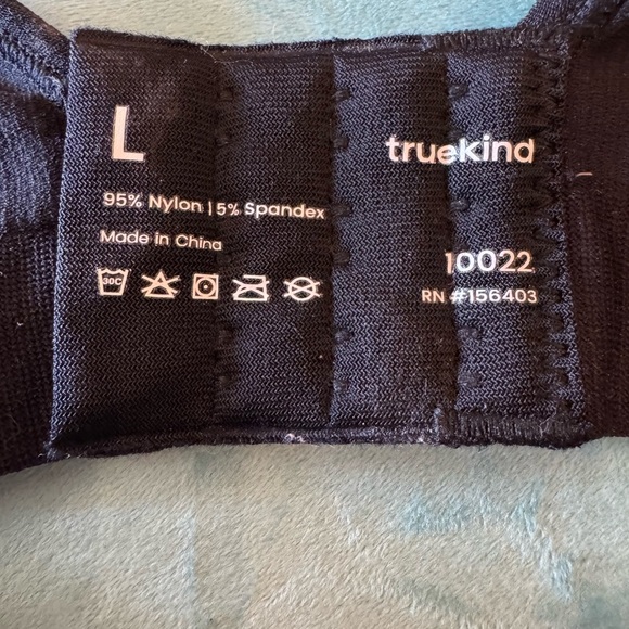 Shapermint Truekind Daily Comfort Wireless Shaper Bra - Picture 5 of 11